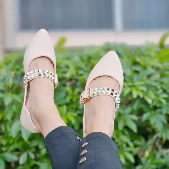 Womens Flat Closed Pointed Toe Sandal Beige Color - Picture 2 of 4